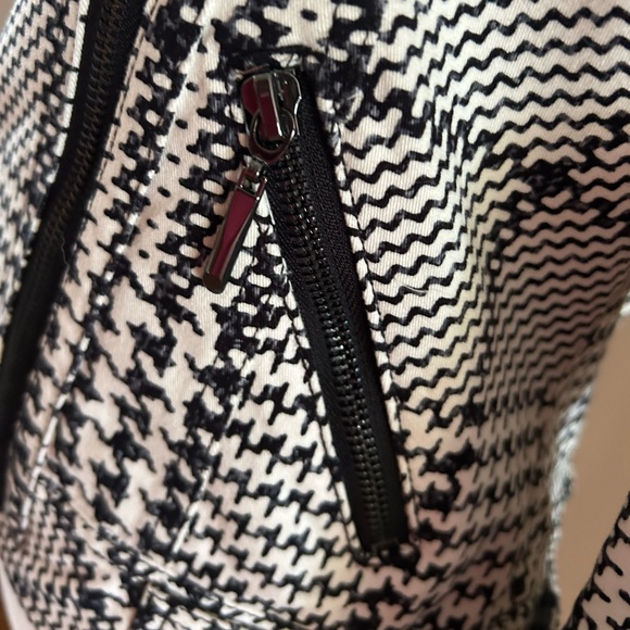 White House Black House Black, White, and Red Plaid Moto Jacket, Size 6 - Picture 5 of 14